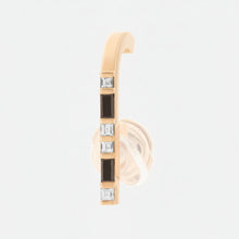 The Mono-earring